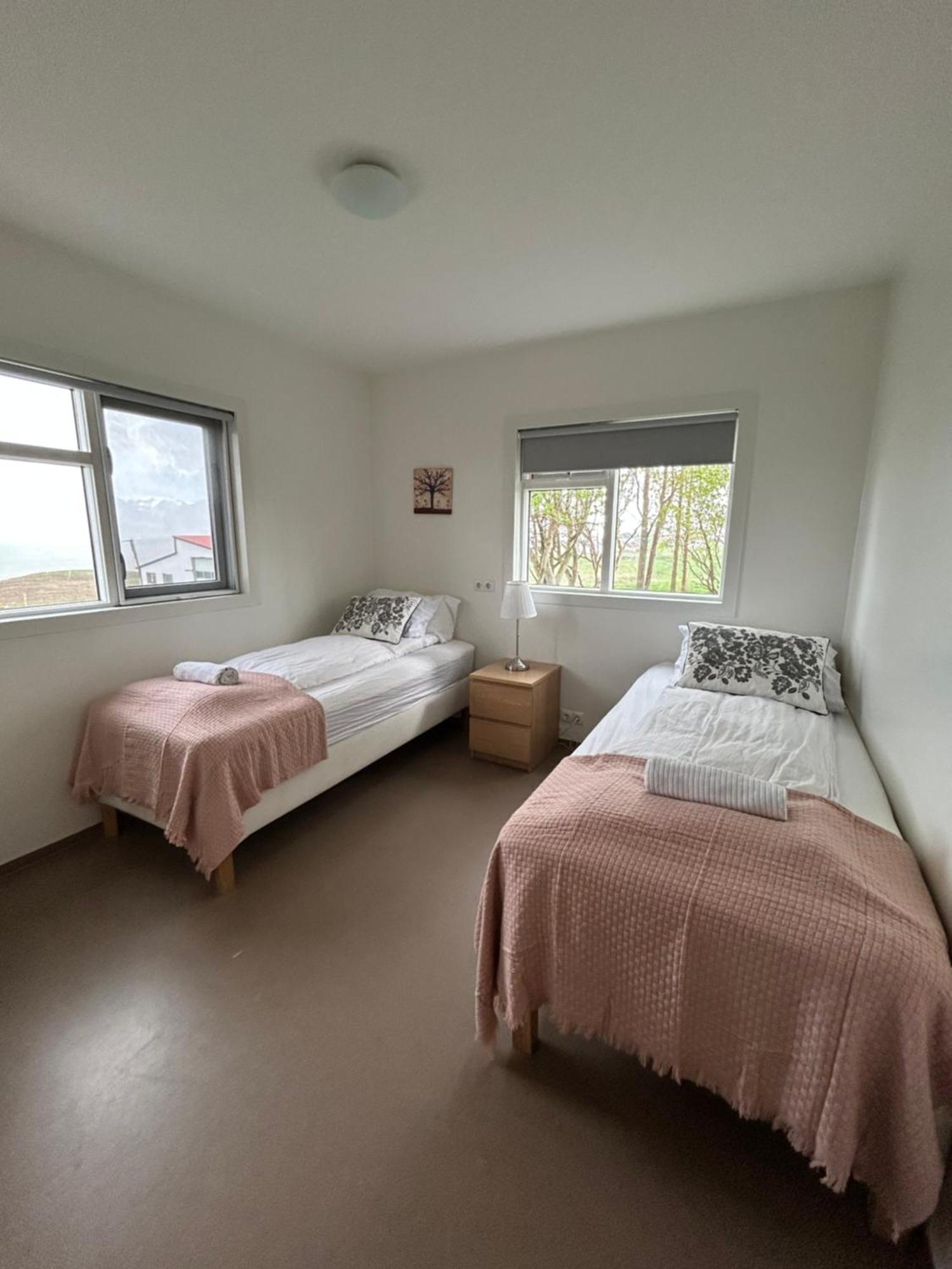 Sythra-Skoerthugil Guesthouse Varmahlid  Buitenkant foto